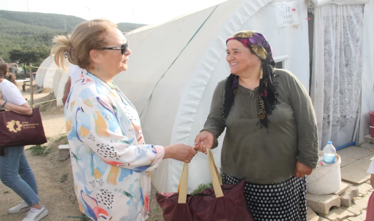 Kadın sanayiciler çadır çadır gezdi