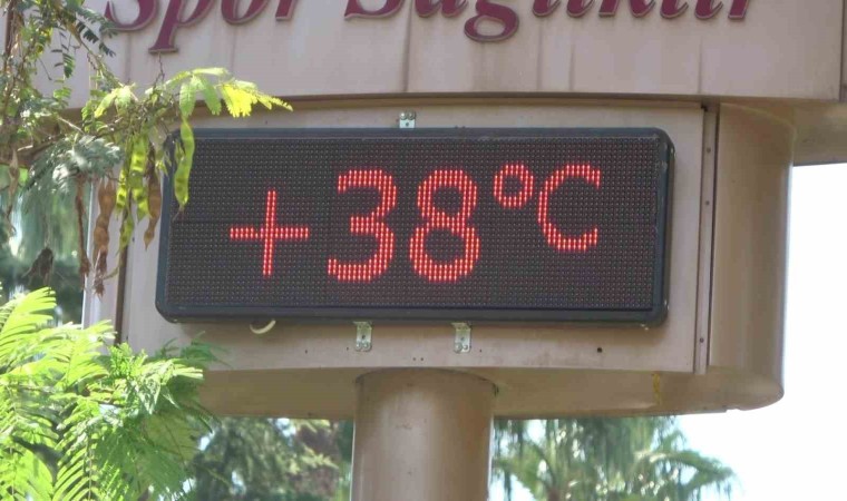 Termometreler 38 dereceyi gösterdi