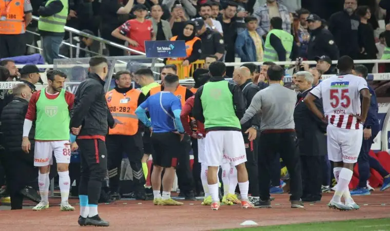 Fenerbahçe, Sivas’ta sahadan 1 puanla ayrıldı