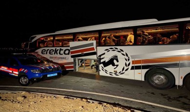 Tokat’ta yolcu otobüsüne kimliği belirsiz kişilerce ateş açıldı
