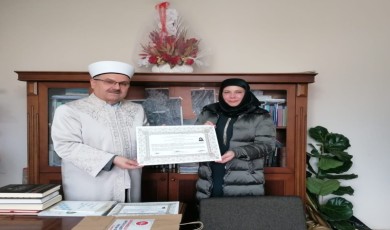 Ukrayna vatandaşı Stakhovska Müslüman oldu oldu