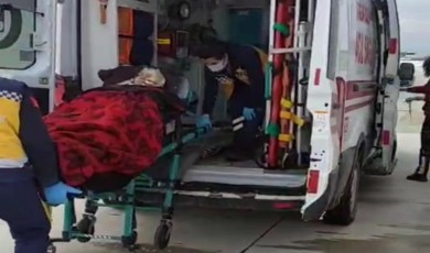 15’inci doğumunda rahatsızlanan kadın ambulans helikopterle hastaneye sevk edildi