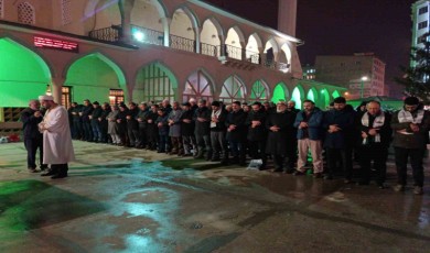 Filistin’de hayatını kaybedenler için Van’da gıyabi cenaze namazı