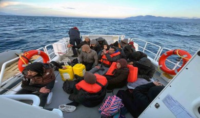 Datça’da 25 düzensiz göçmen kurtarıldı