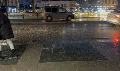 Elazığ’da şiddetli dolu yağışı