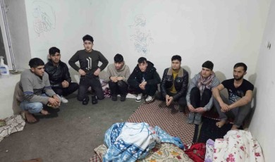 Hakkari’de 9 kaçak göçmen yakalandı