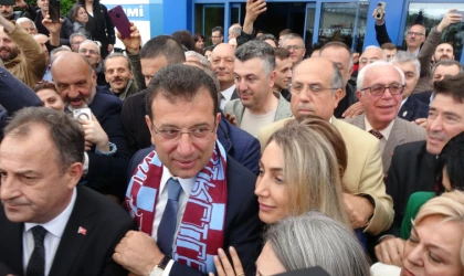 Ekrem İmamoğlu memleketi Trabzon’da coşkuyla karşılandı