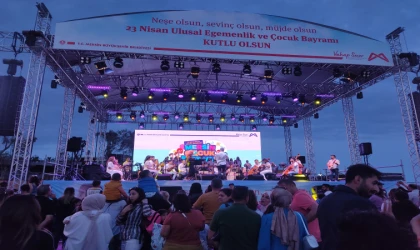 MBB Umut Işığı Çocuk Korosu, Mersin Uluslararası Çocuk Festivali’nde sahne aldı