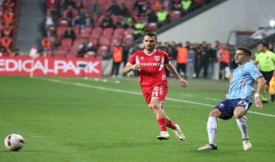 Trendyol Süper Lig: Samsunspor: 1 - Adana Demirspor: 1